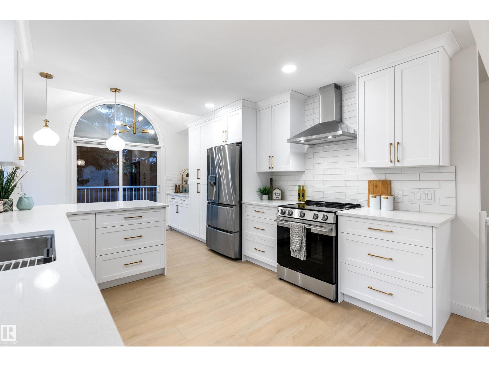 #17 85 GERVAIS RD, St. Albert