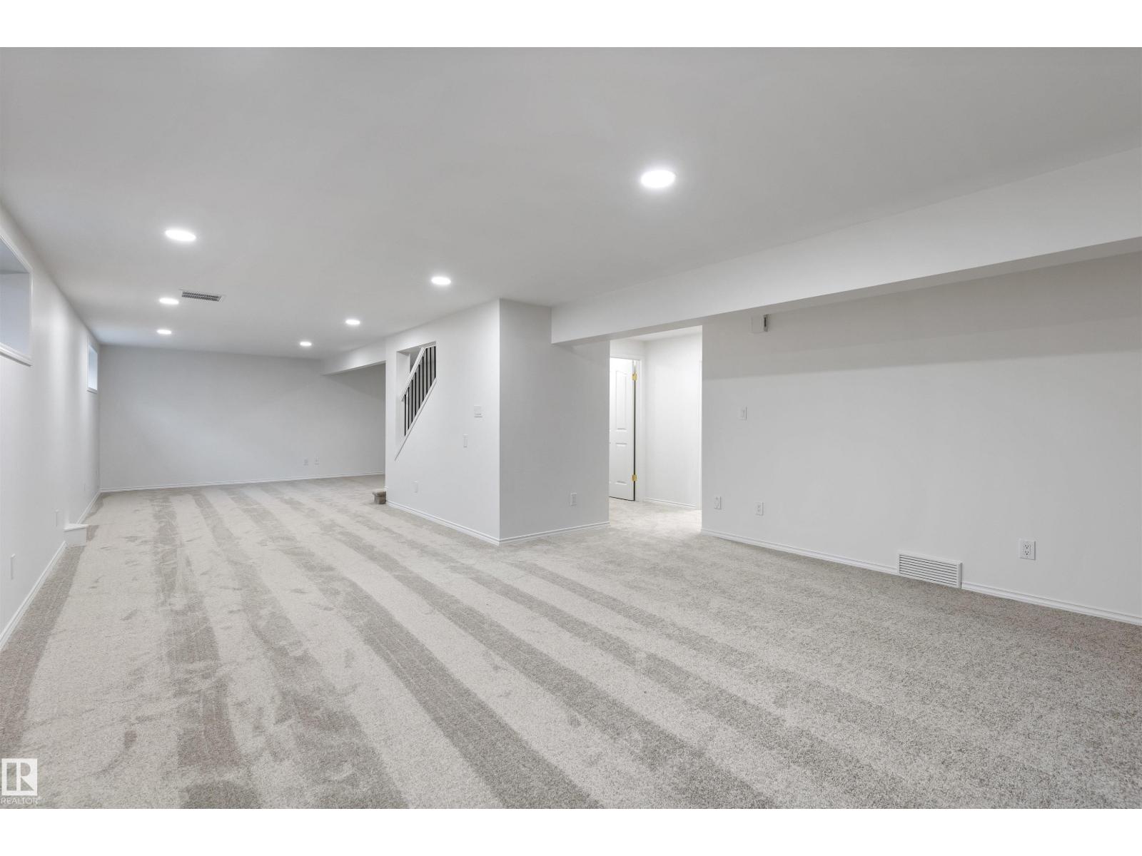 #17 85 GERVAIS RD, St. Albert