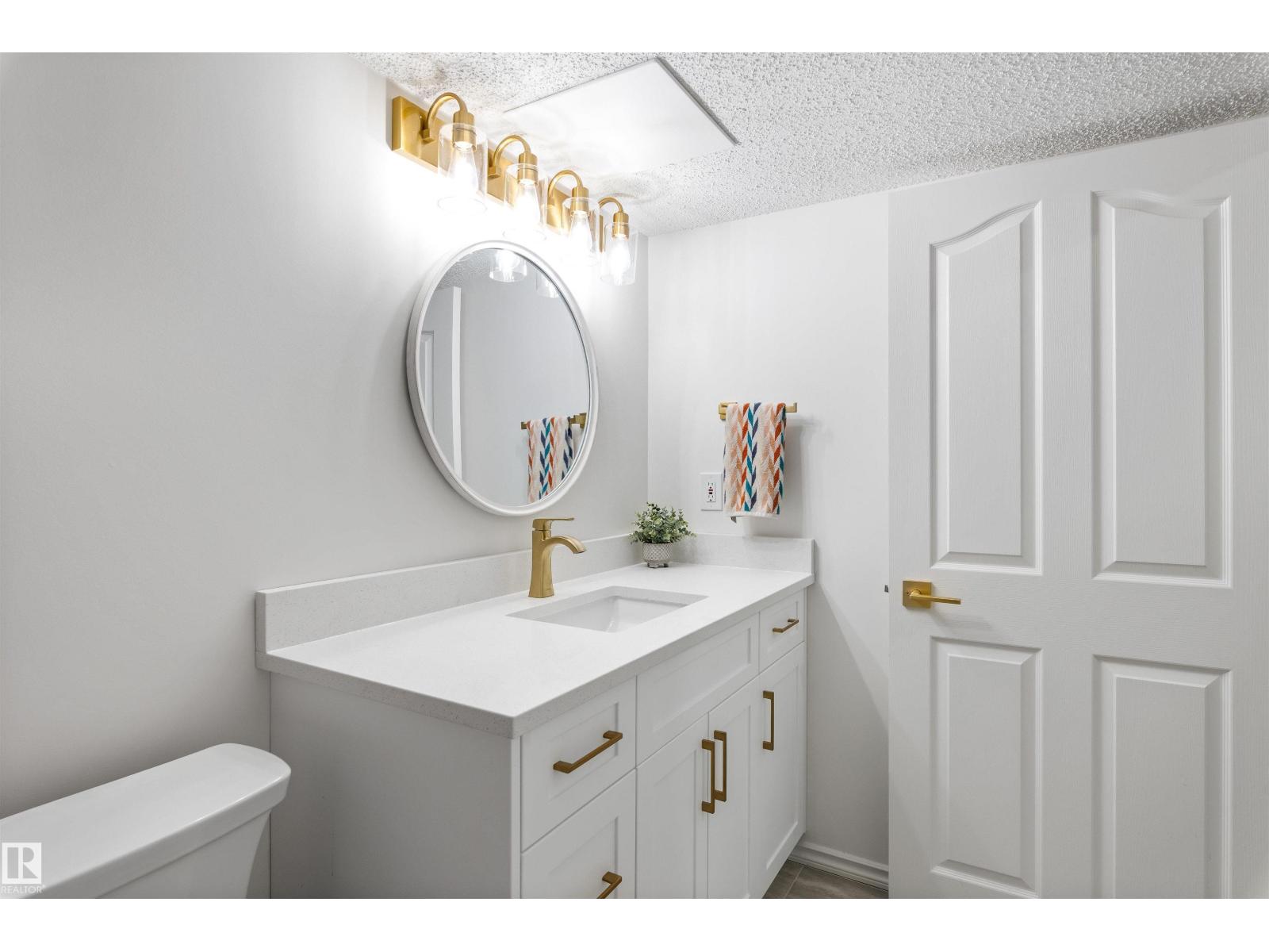 #17 85 GERVAIS RD, St. Albert