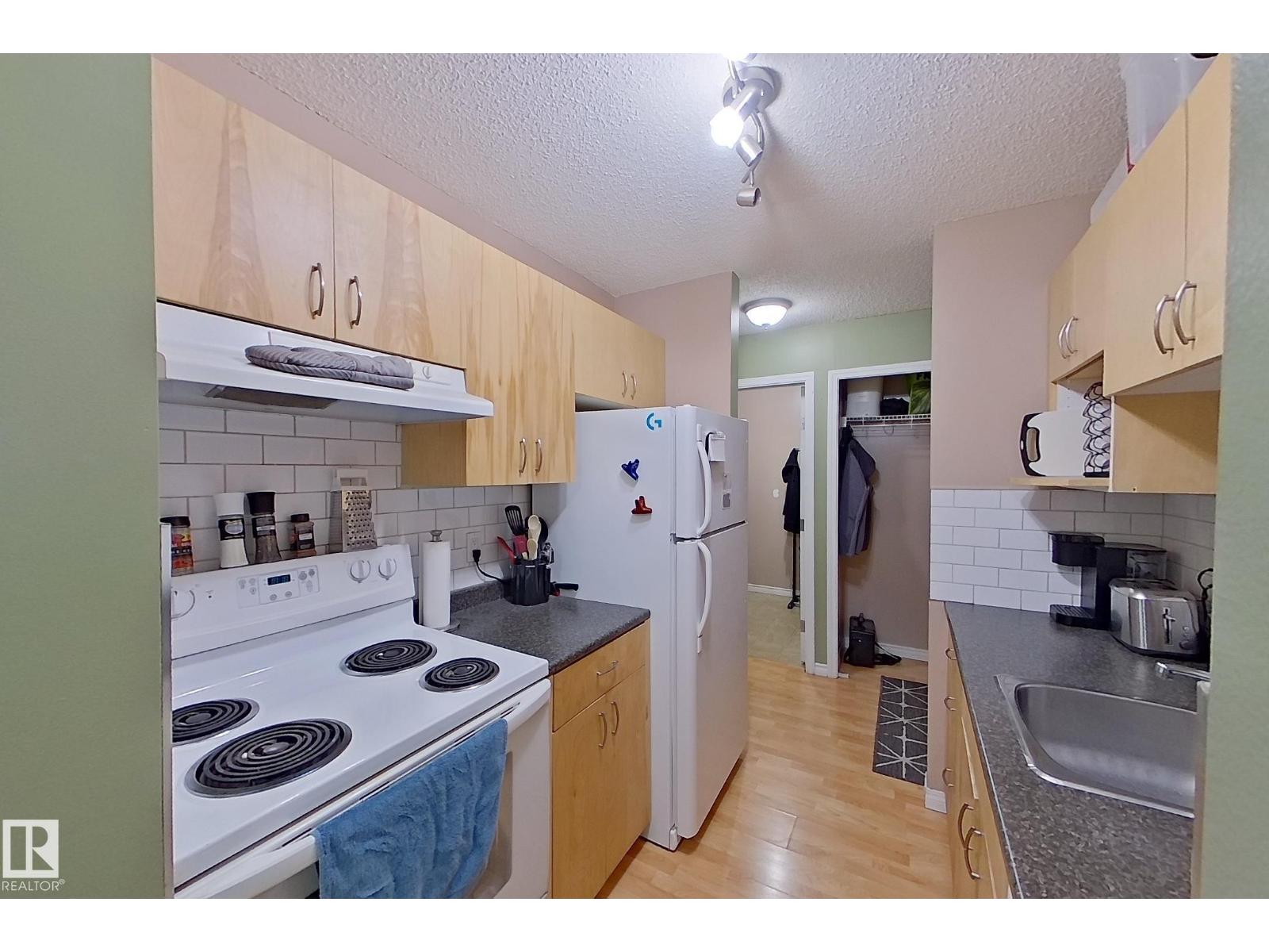 #103 9816 156 ST NW, Edmonton