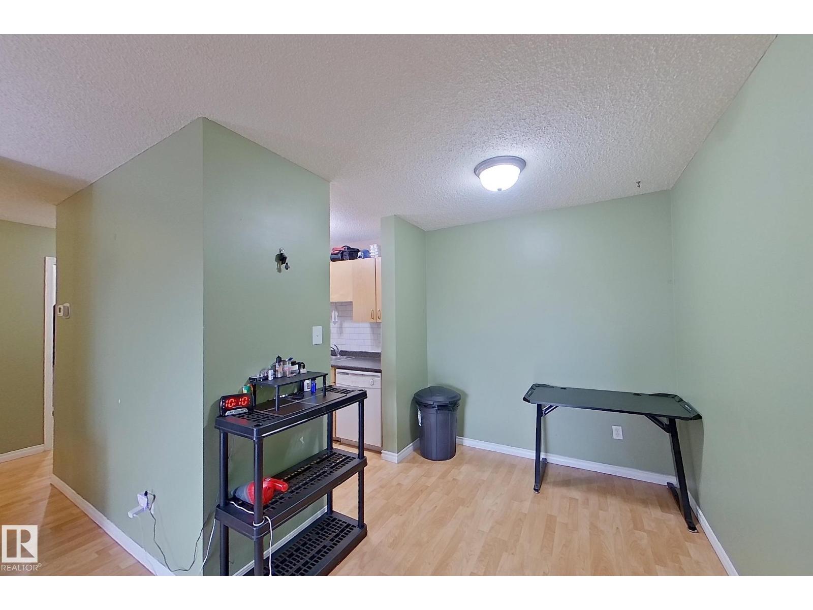 #103 9816 156 ST NW, Edmonton