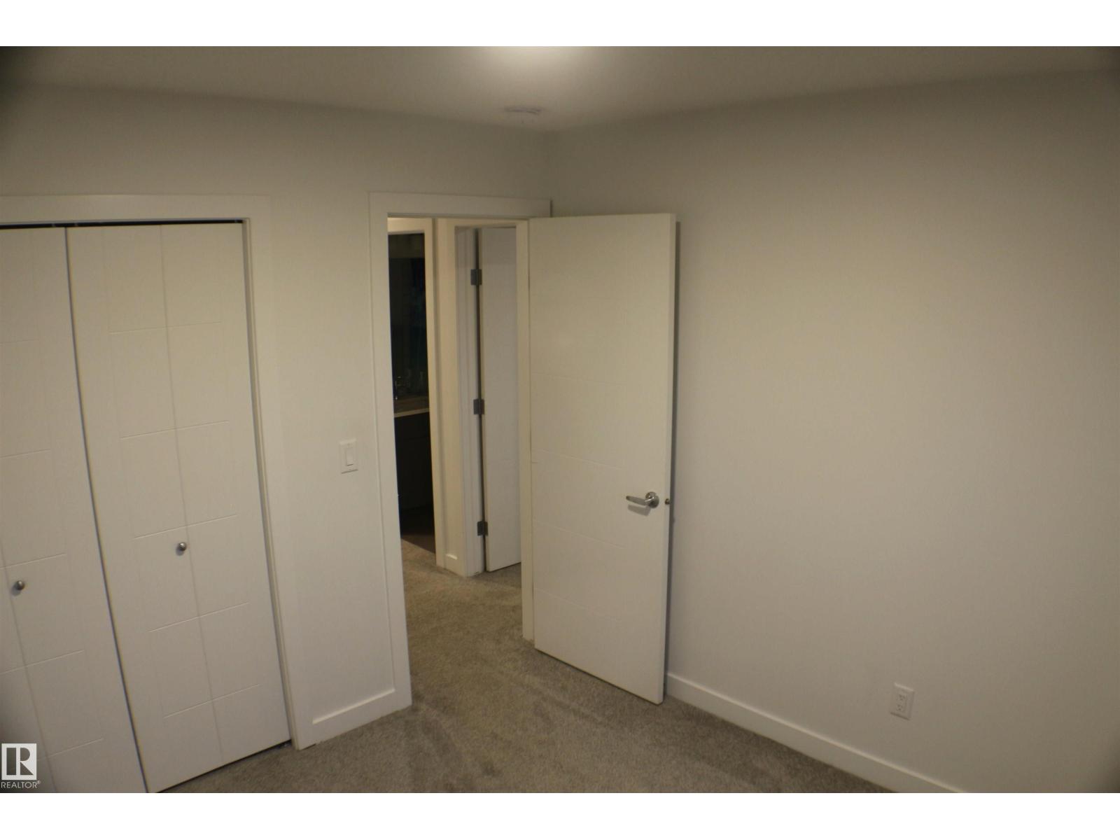 621 BLACKS STONE BV, Leduc