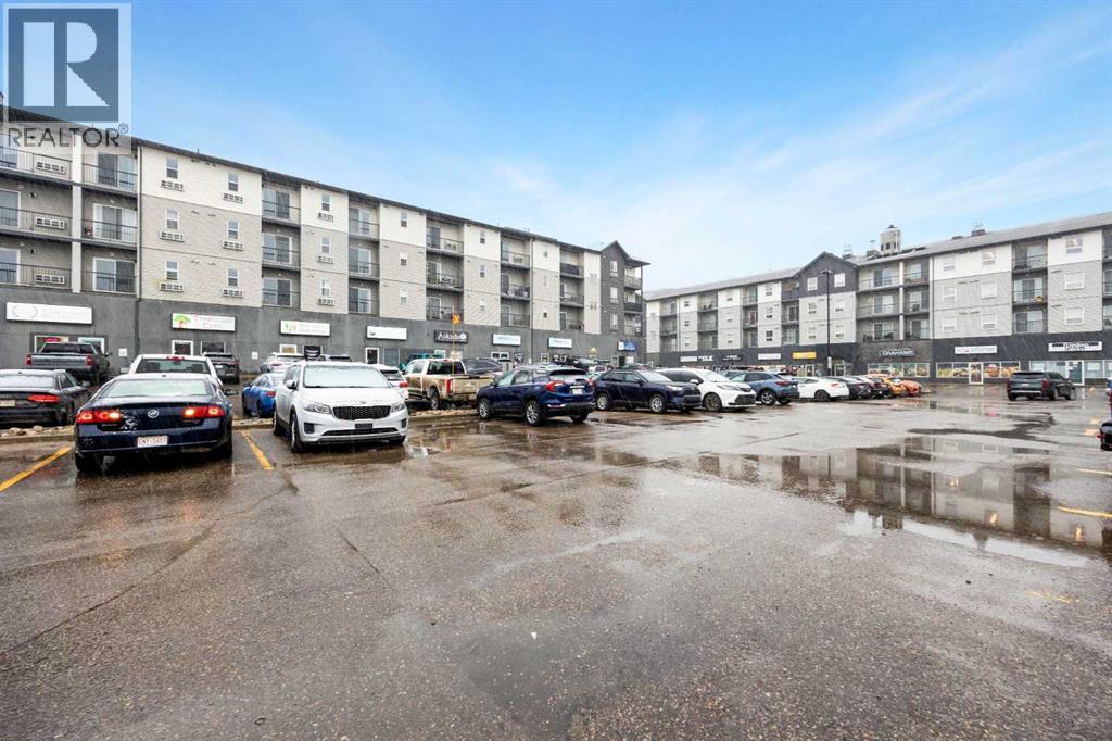 8104 Fraser Avenue, Fort McMurray