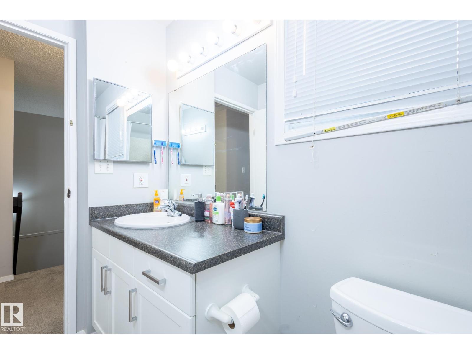 3530 42 Street NW, Edmonton