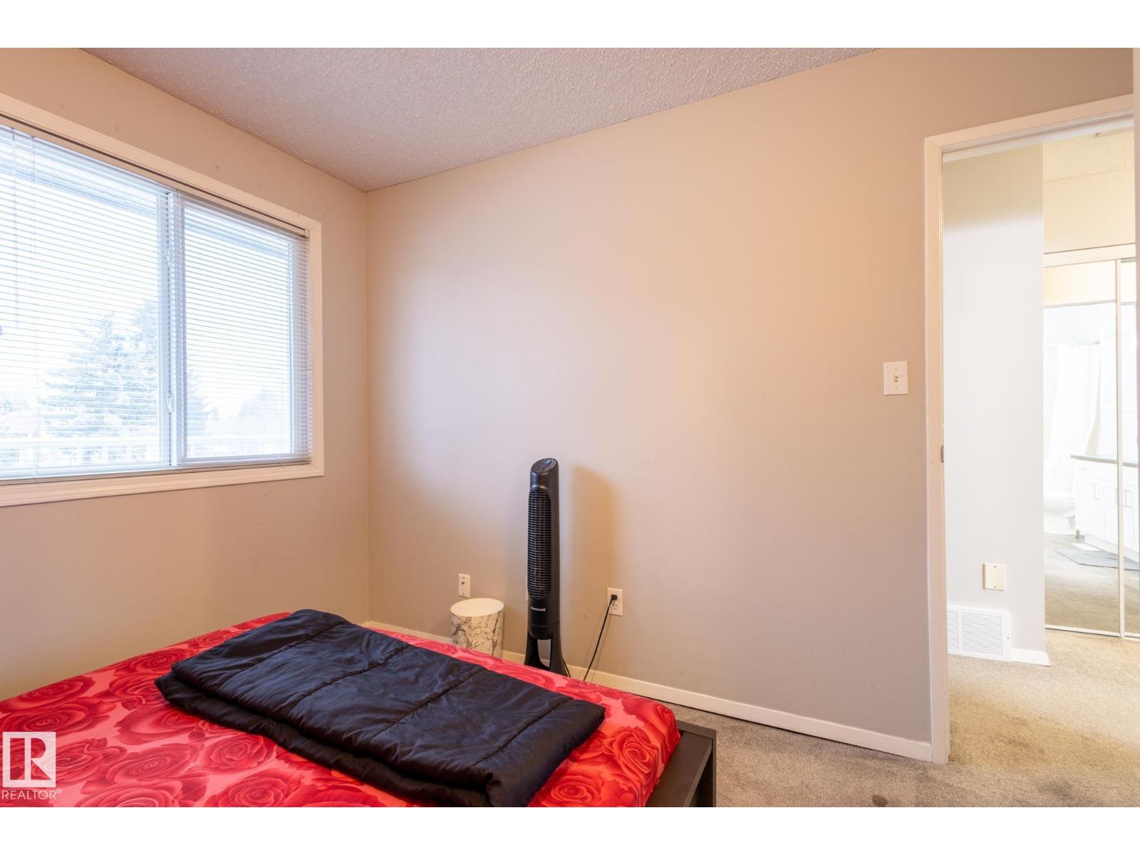 3530 42 Street NW, Edmonton