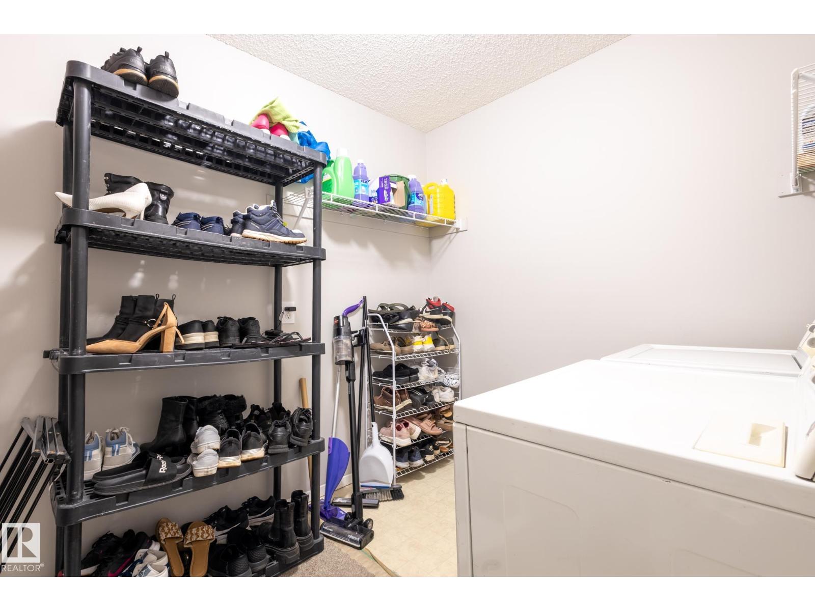 3530 42 Street NW, Edmonton