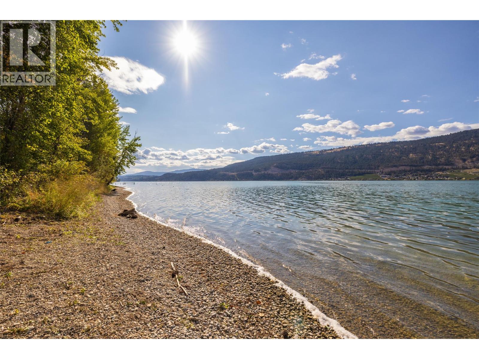 14876 Oyama Road, Oyama