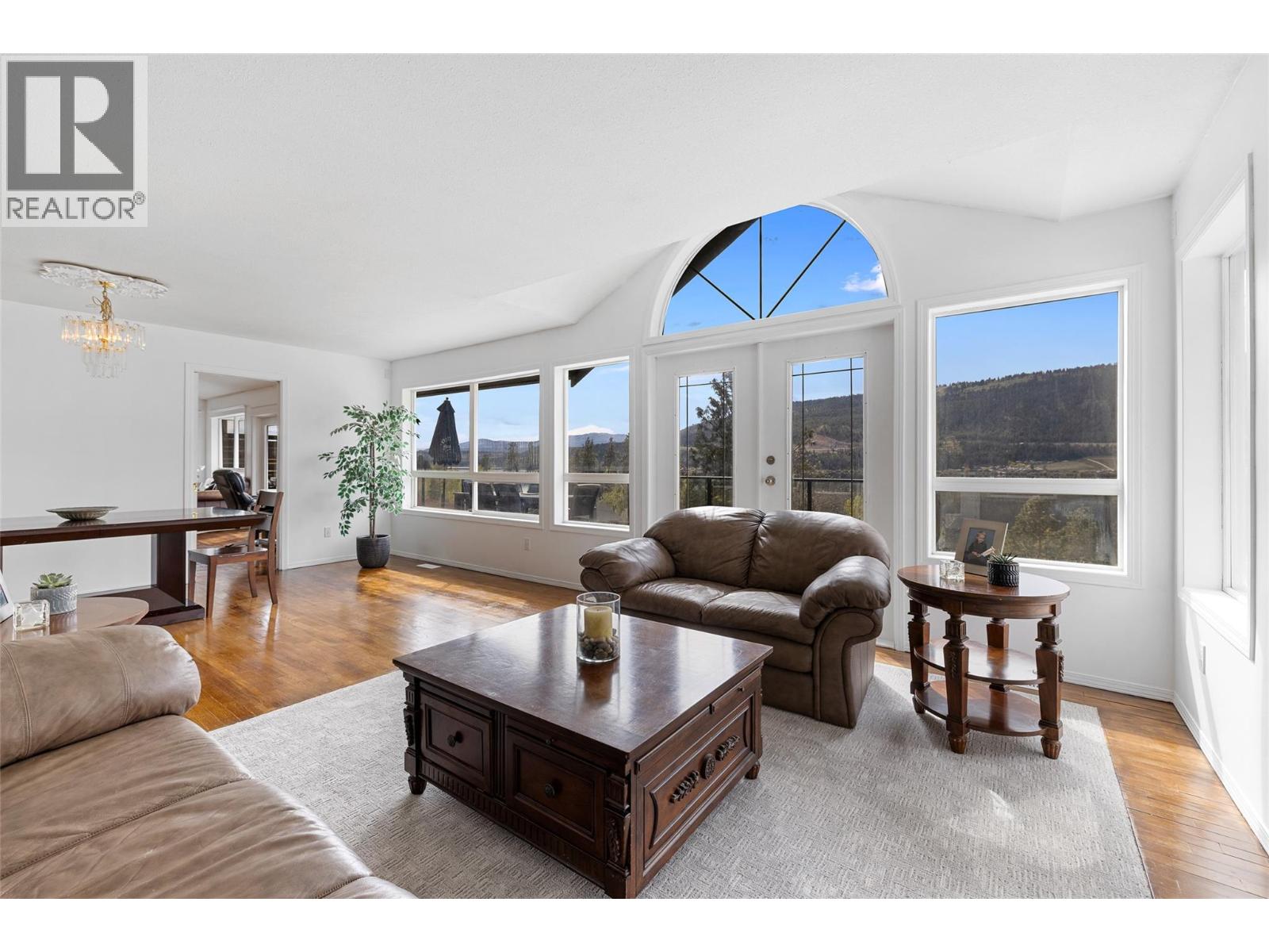 14876 Oyama Road, Oyama