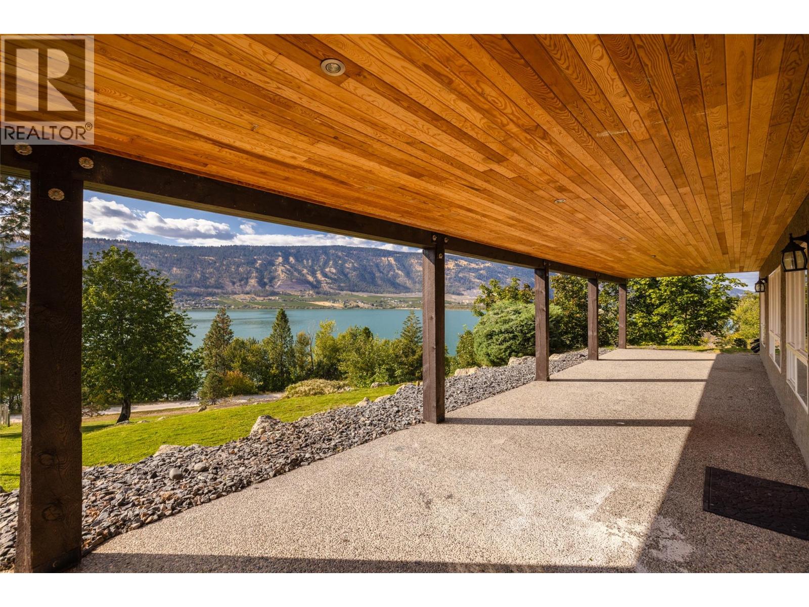 14876 Oyama Road, Oyama