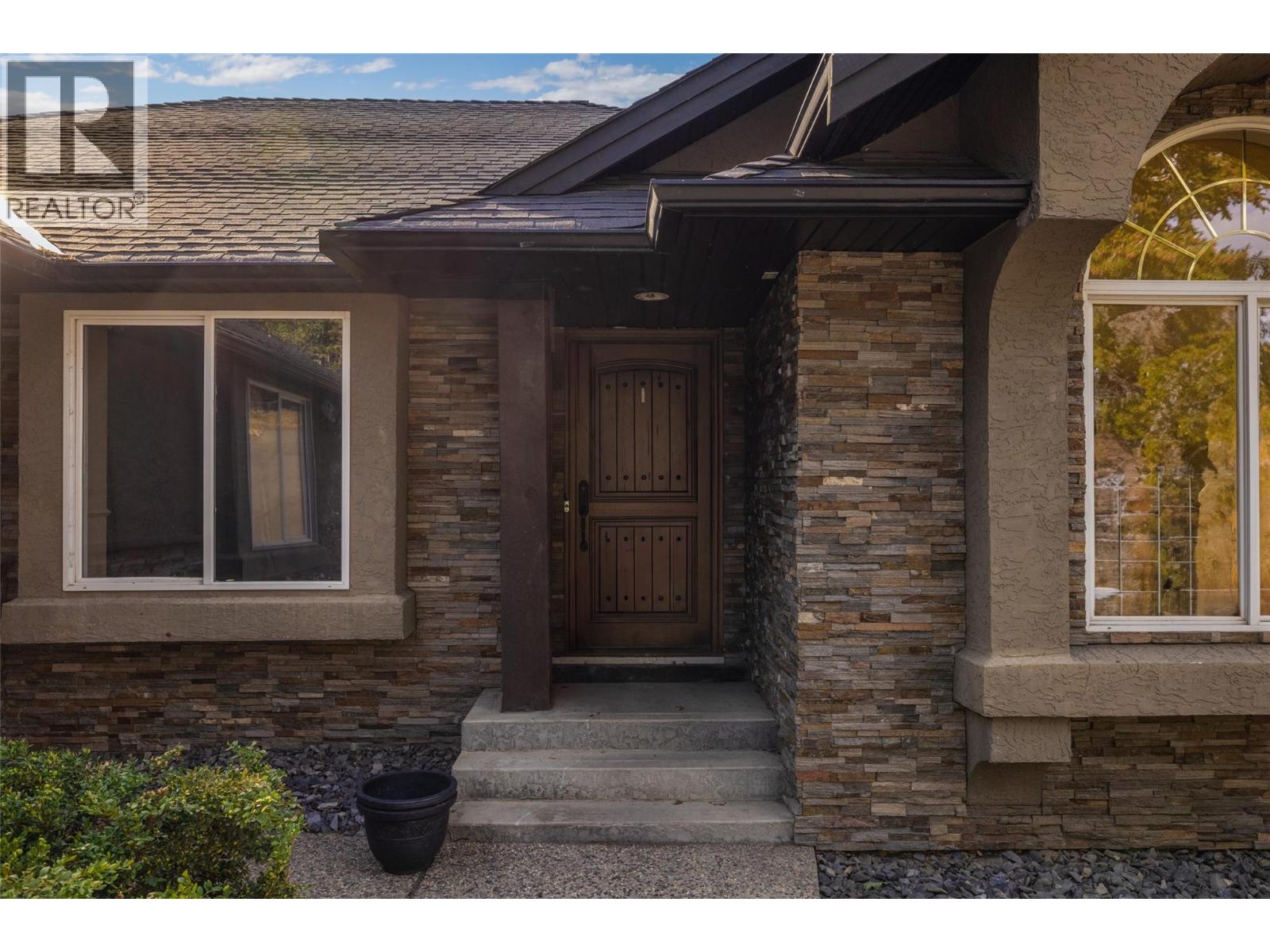 14876 Oyama Road, Oyama