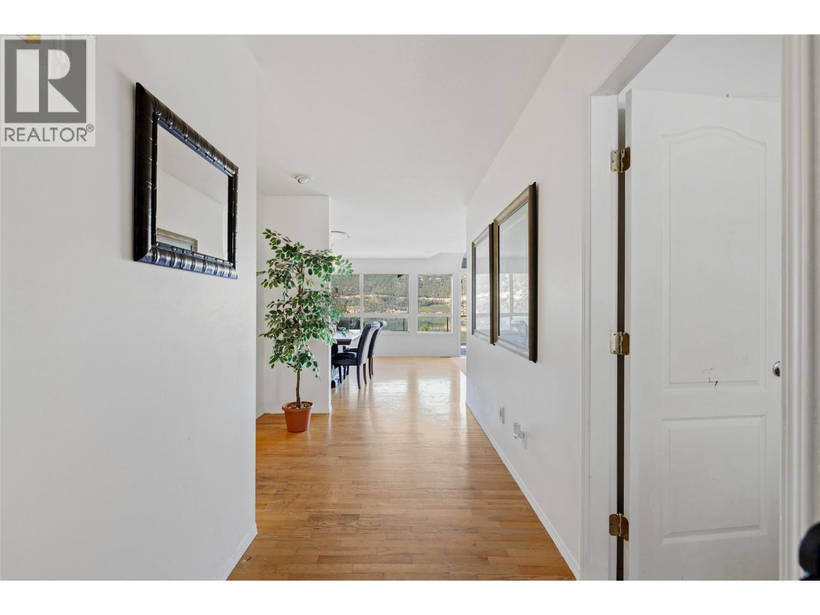 14876 Oyama Road, Oyama