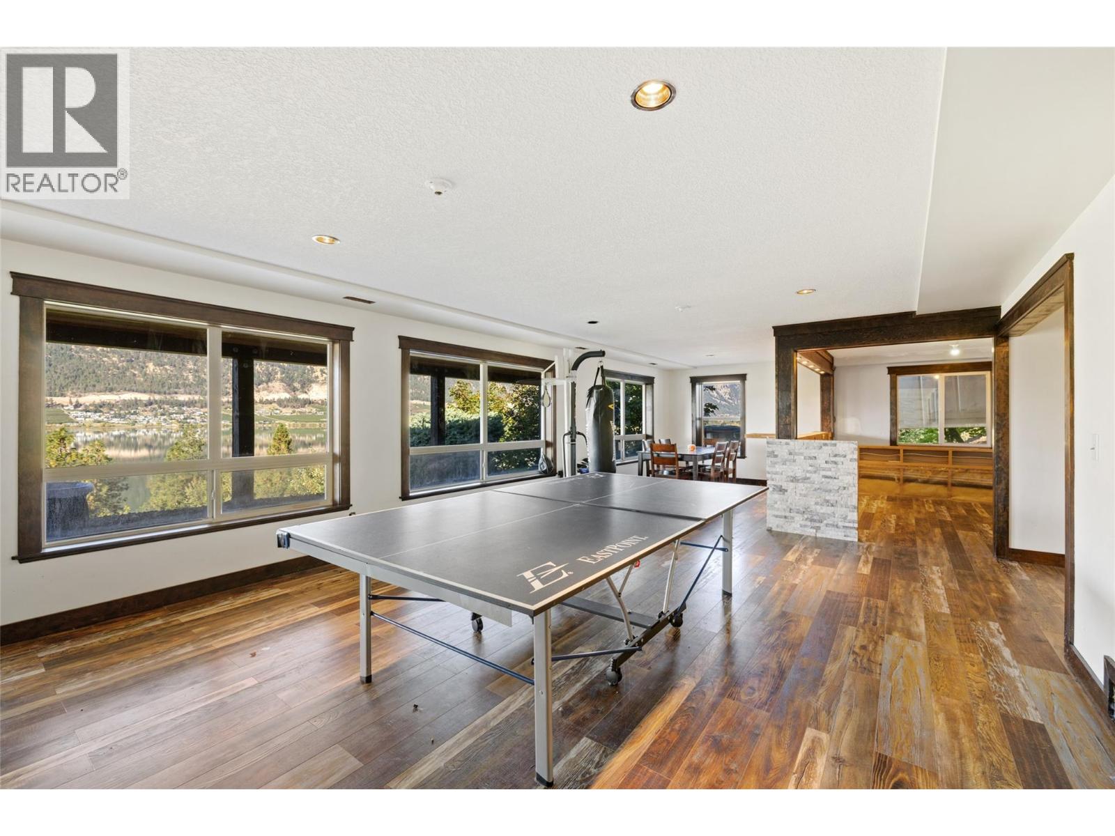 14876 Oyama Road, Oyama