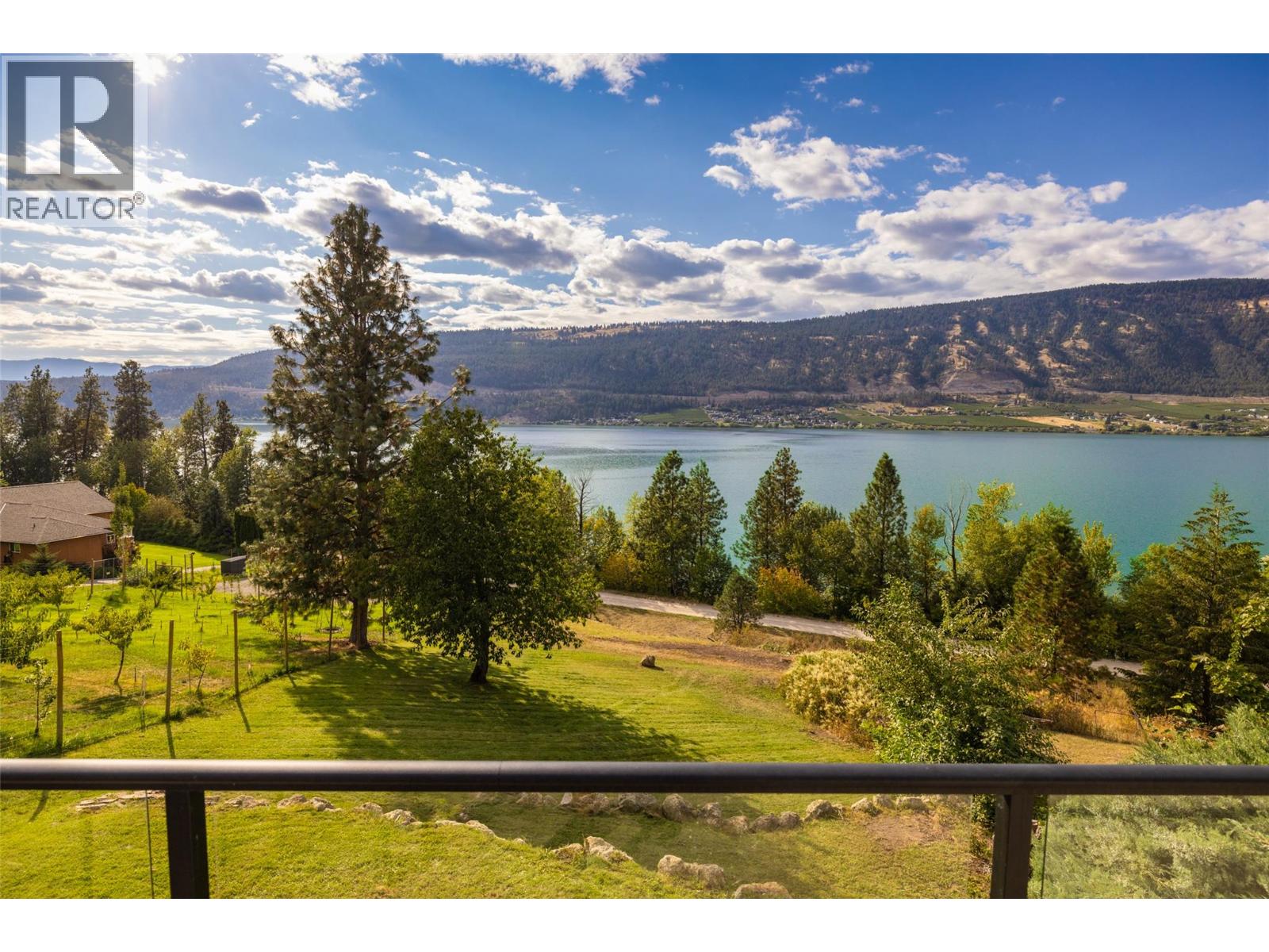 14876 Oyama Road, Oyama