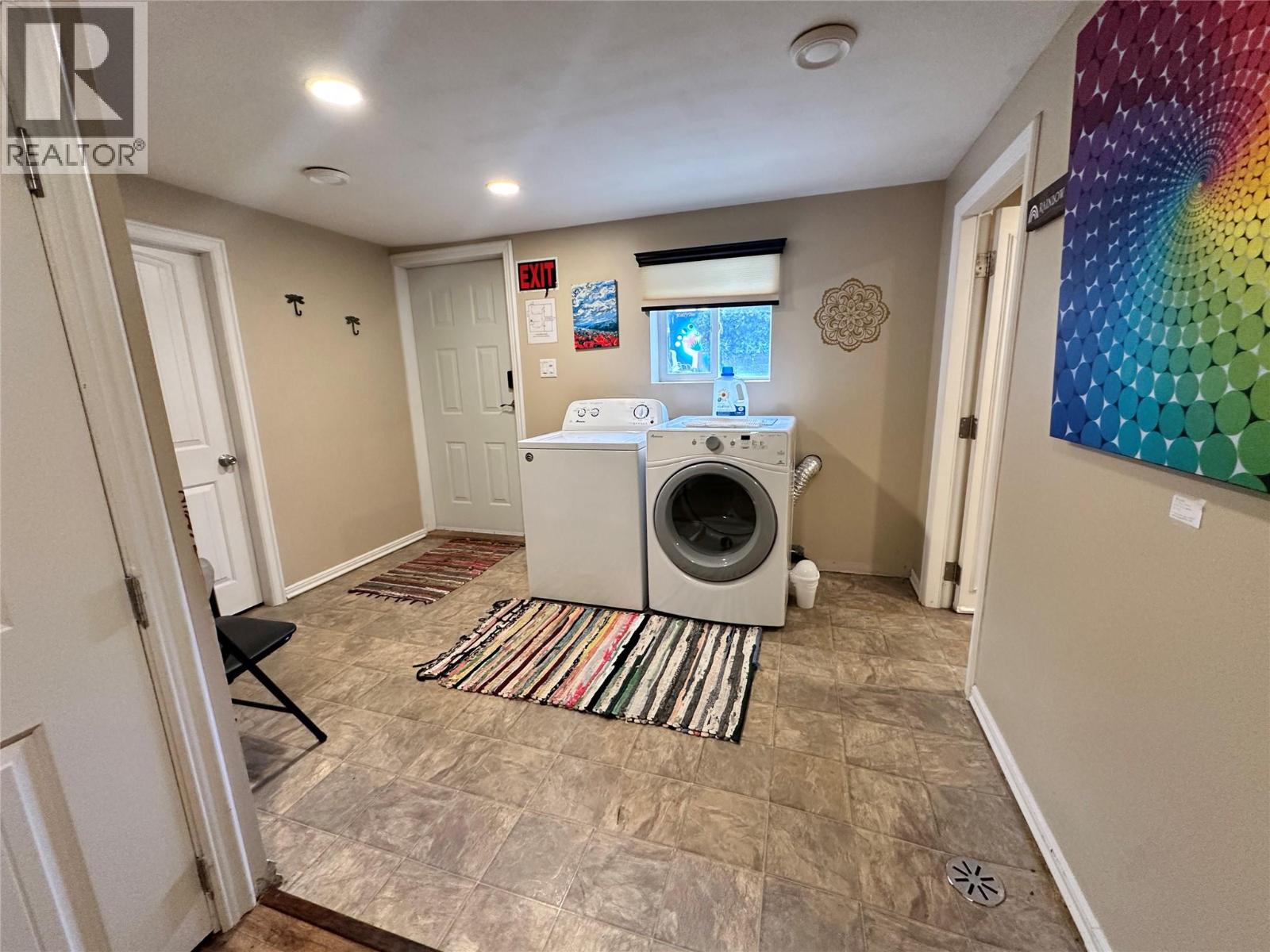  214 11th Avenue, Castlegar