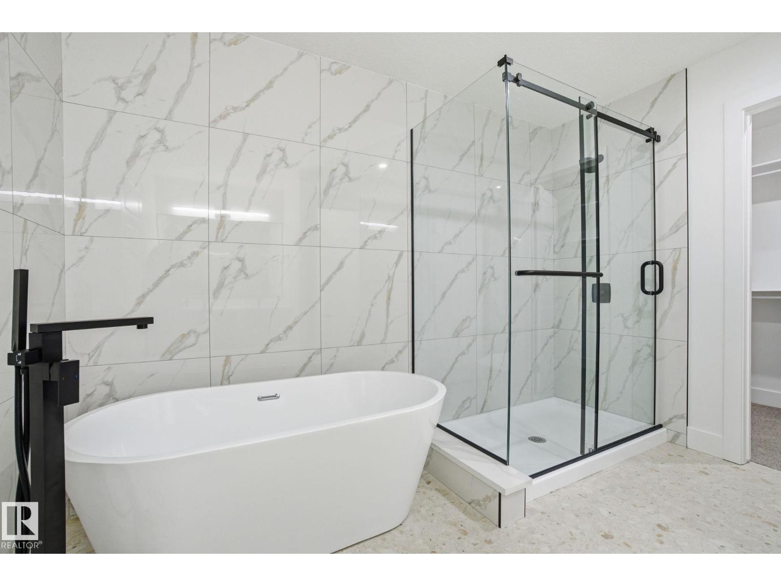 2408 208 ST NW, Edmonton