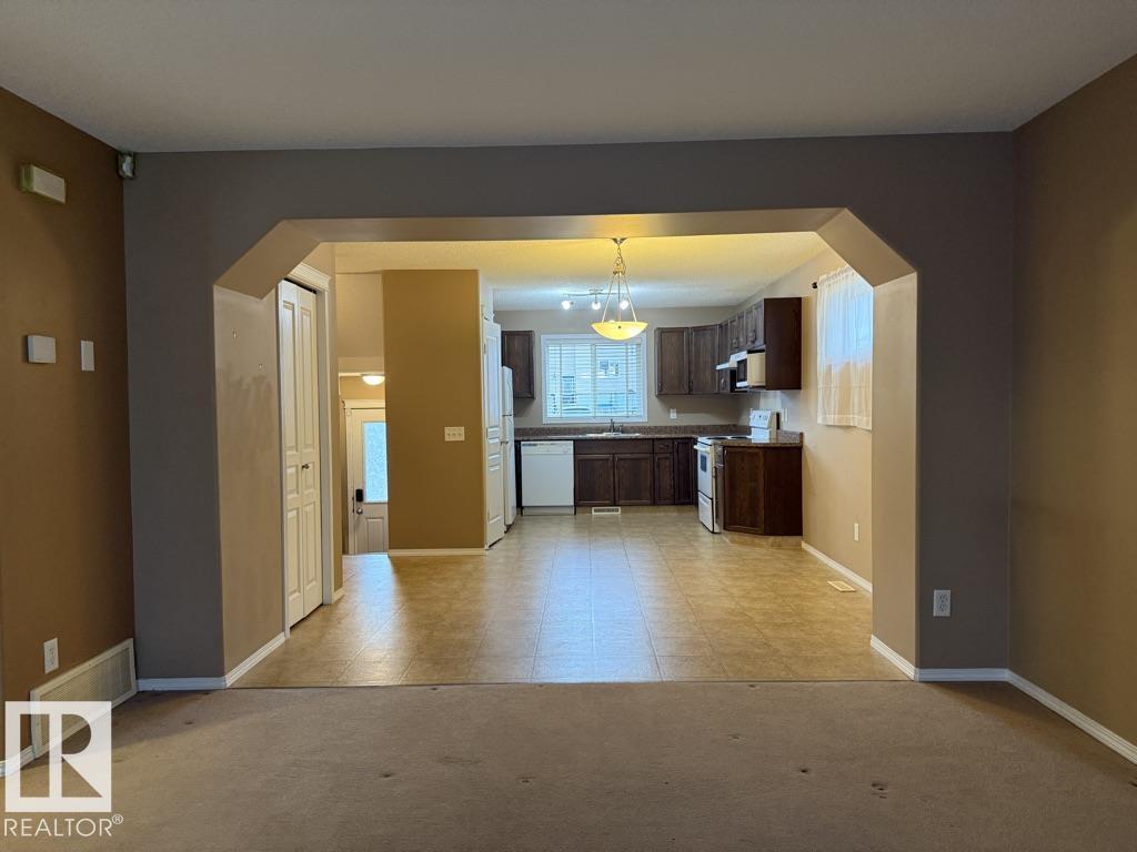 36 Vivian Way, Spruce Grove