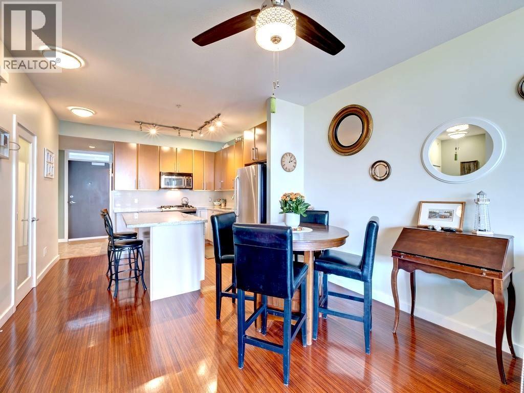 105 5160 DAVIS BAY ROAD, Sechelt