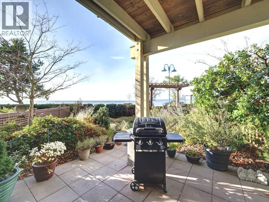 105 5160 DAVIS BAY ROAD, Sechelt