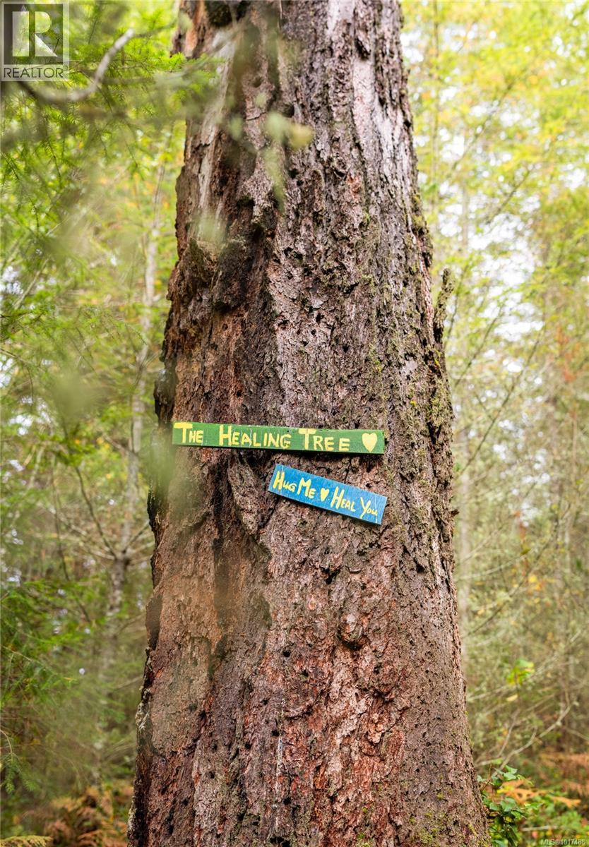 530 Hole-in-One Dr, Qualicum Beach