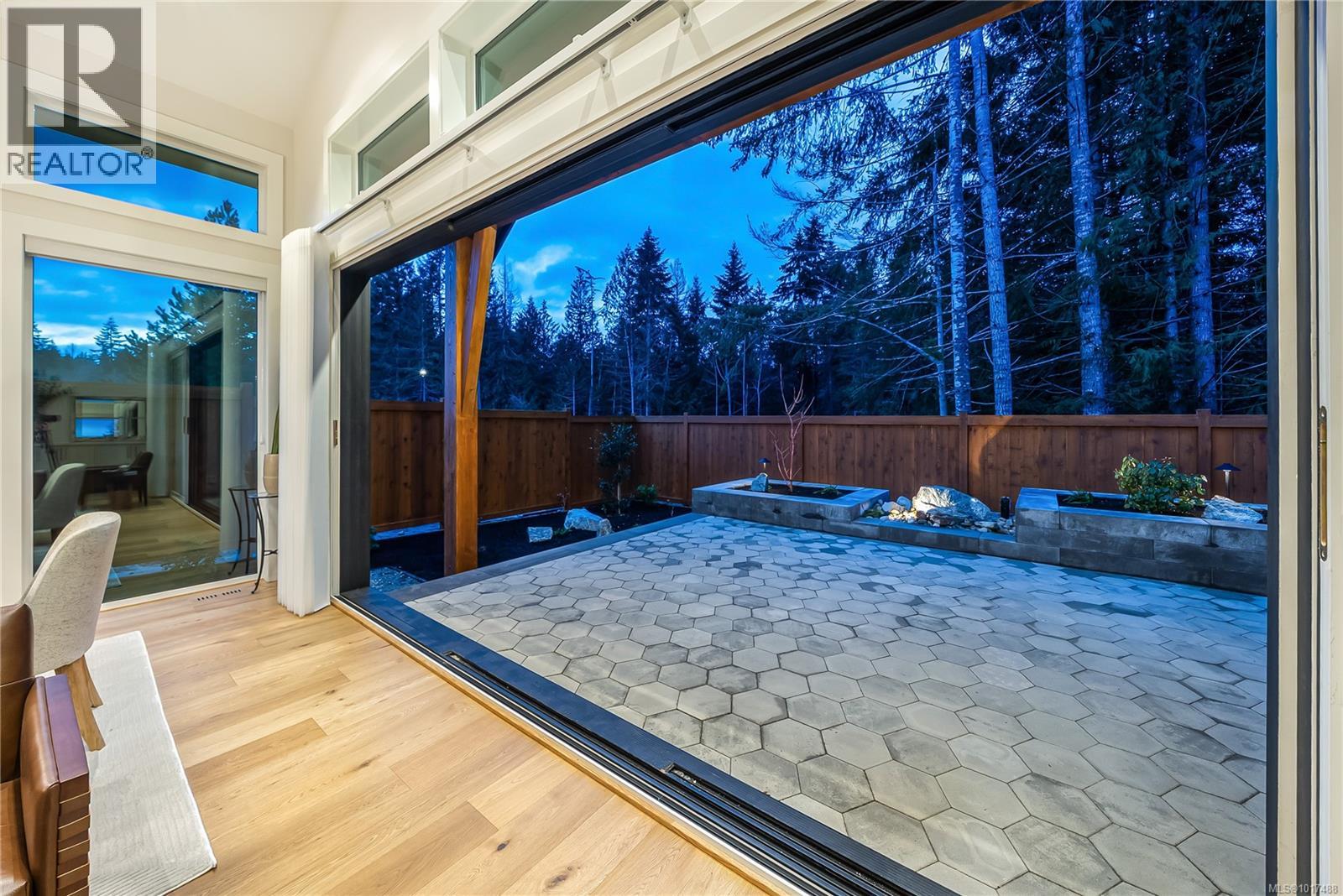 530 Hole-in-One Dr, Qualicum Beach