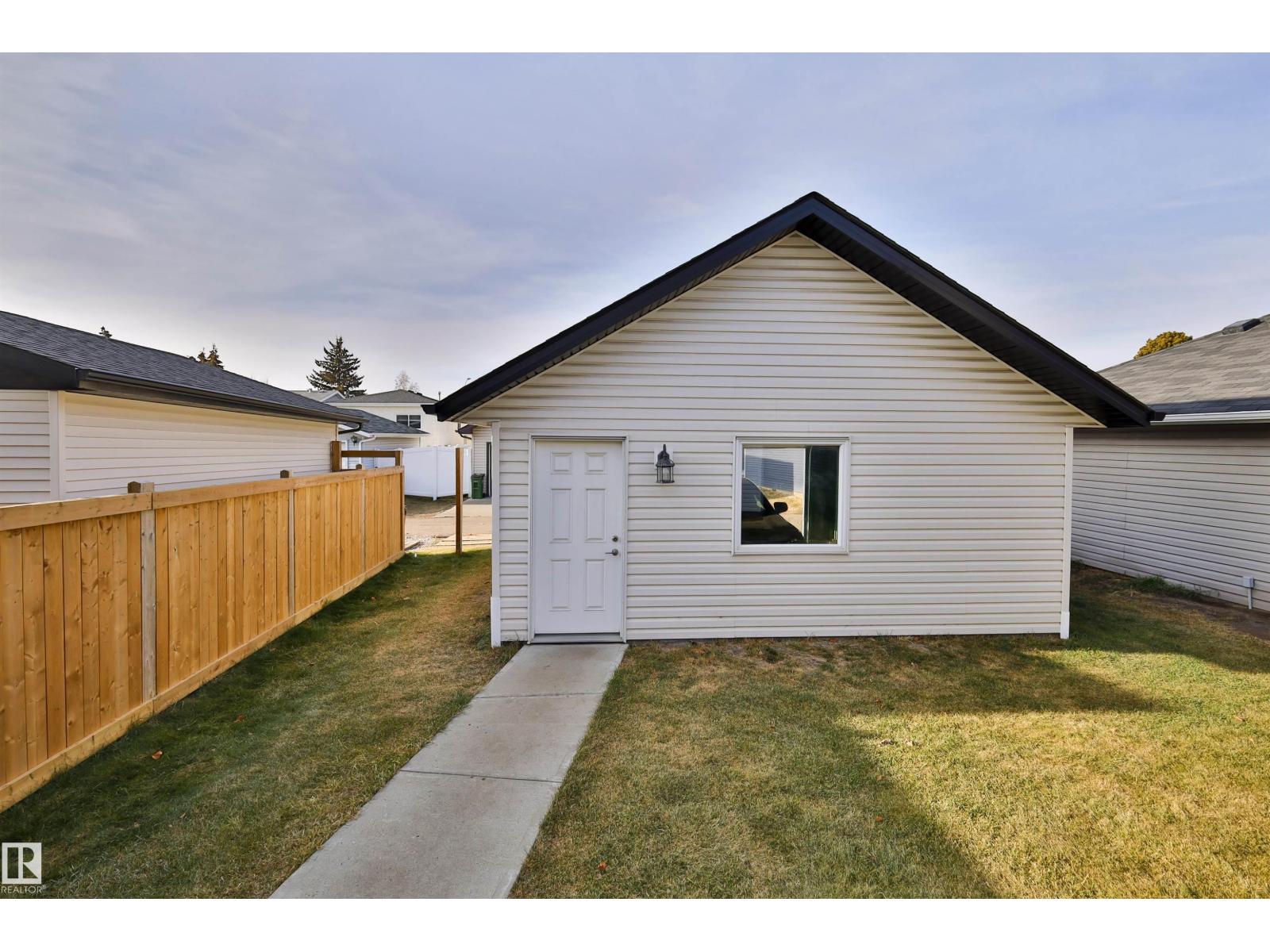 18056 89 ST NW, Edmonton