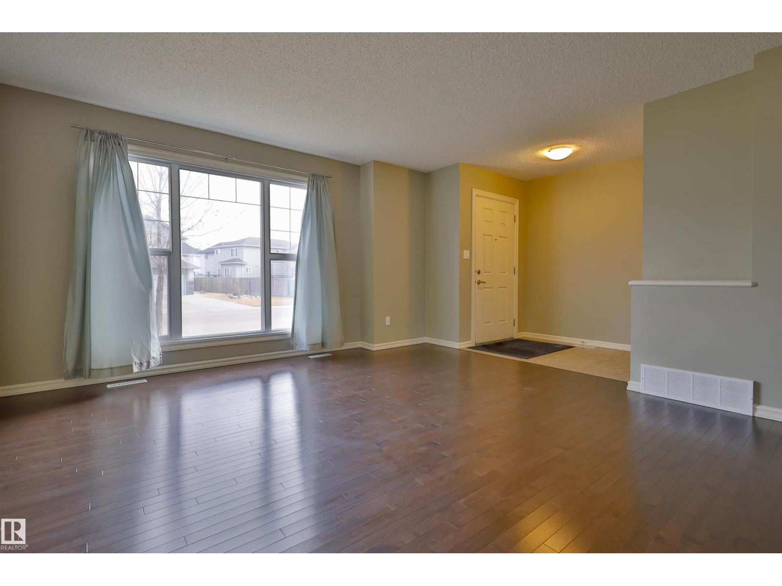 18056 89 ST NW, Edmonton