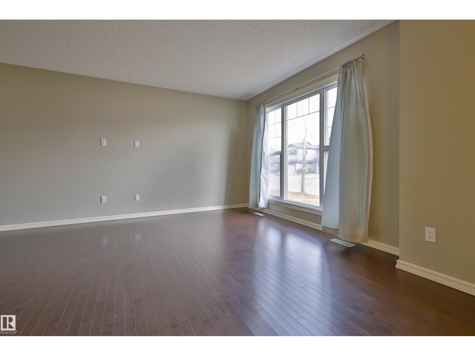 18056 89 ST NW, Edmonton