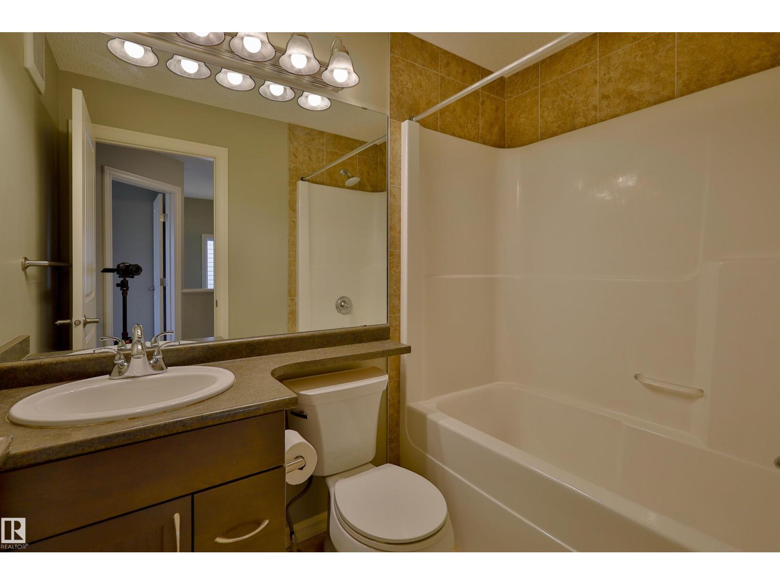 18056 89 ST NW, Edmonton