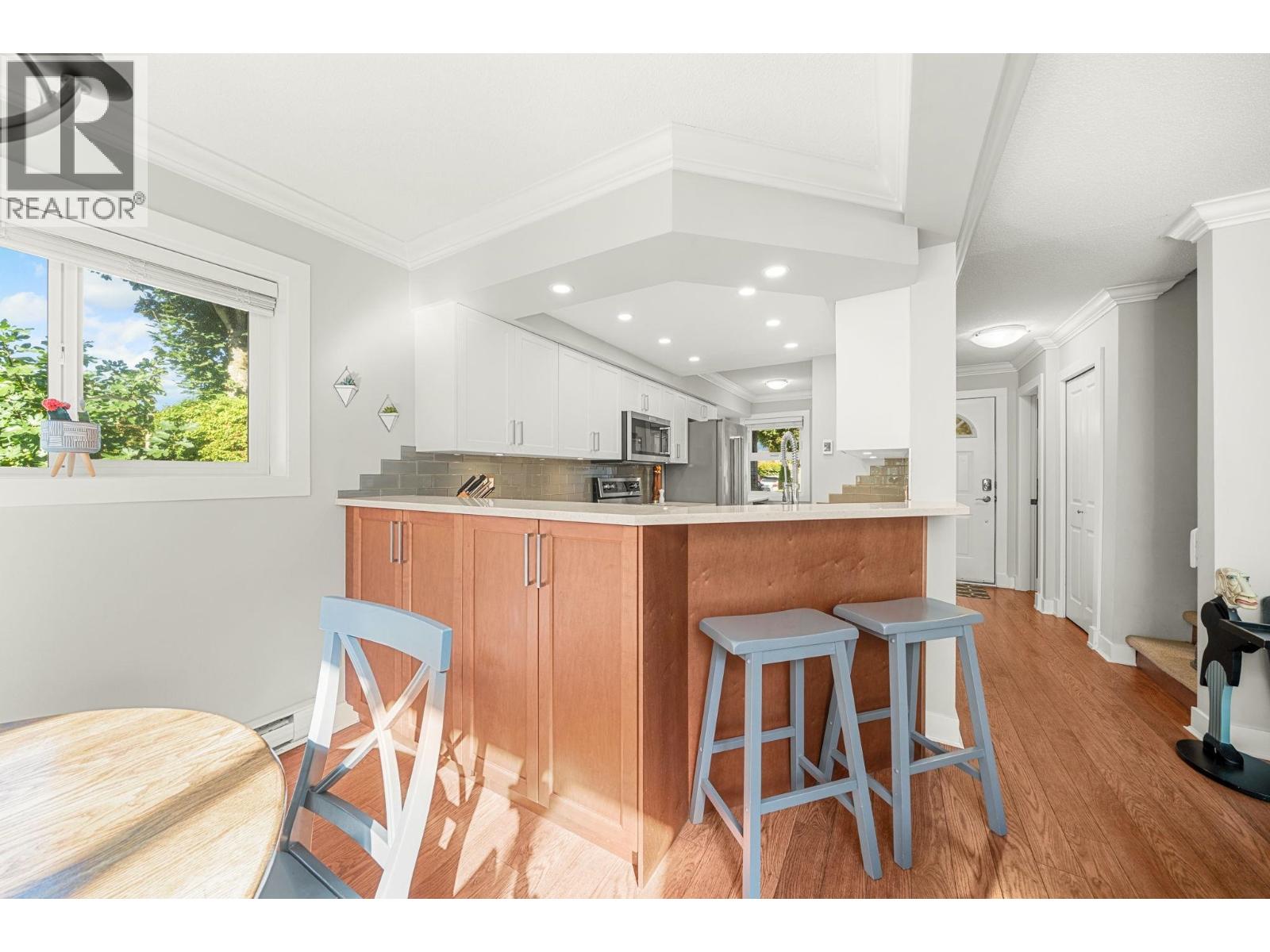 1 12438 BRUNSWICK PLACE, Richmond