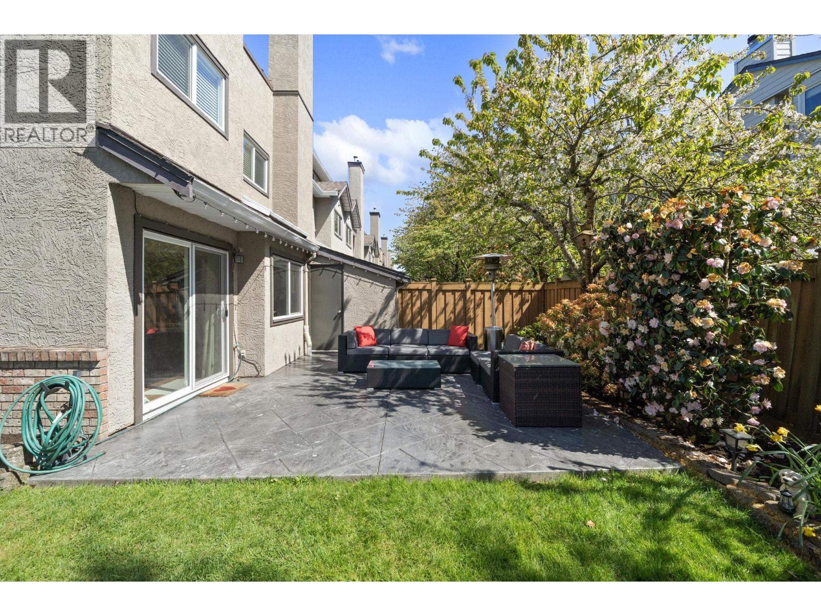 1 12438 BRUNSWICK PLACE, Richmond