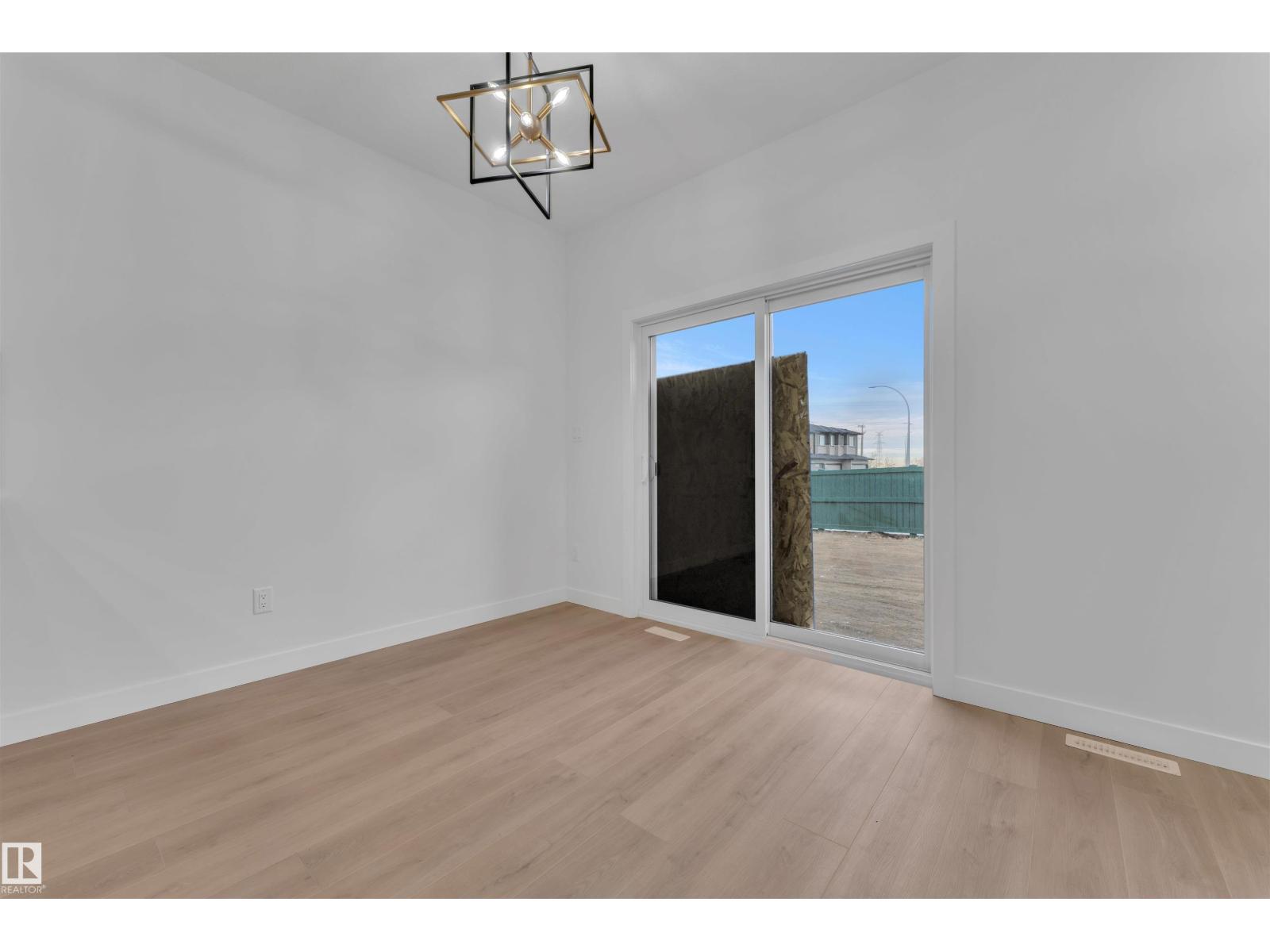 15423 20 ST NW, Edmonton