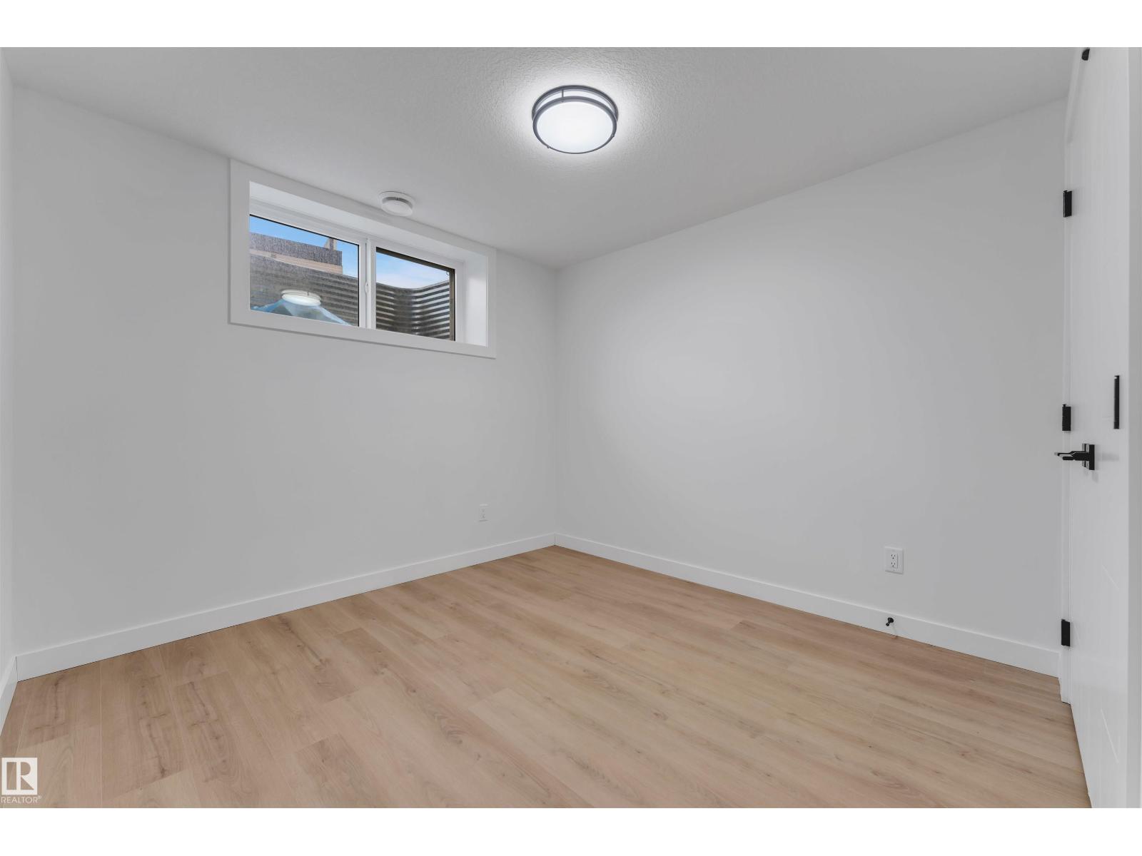 15423 20 ST NW, Edmonton