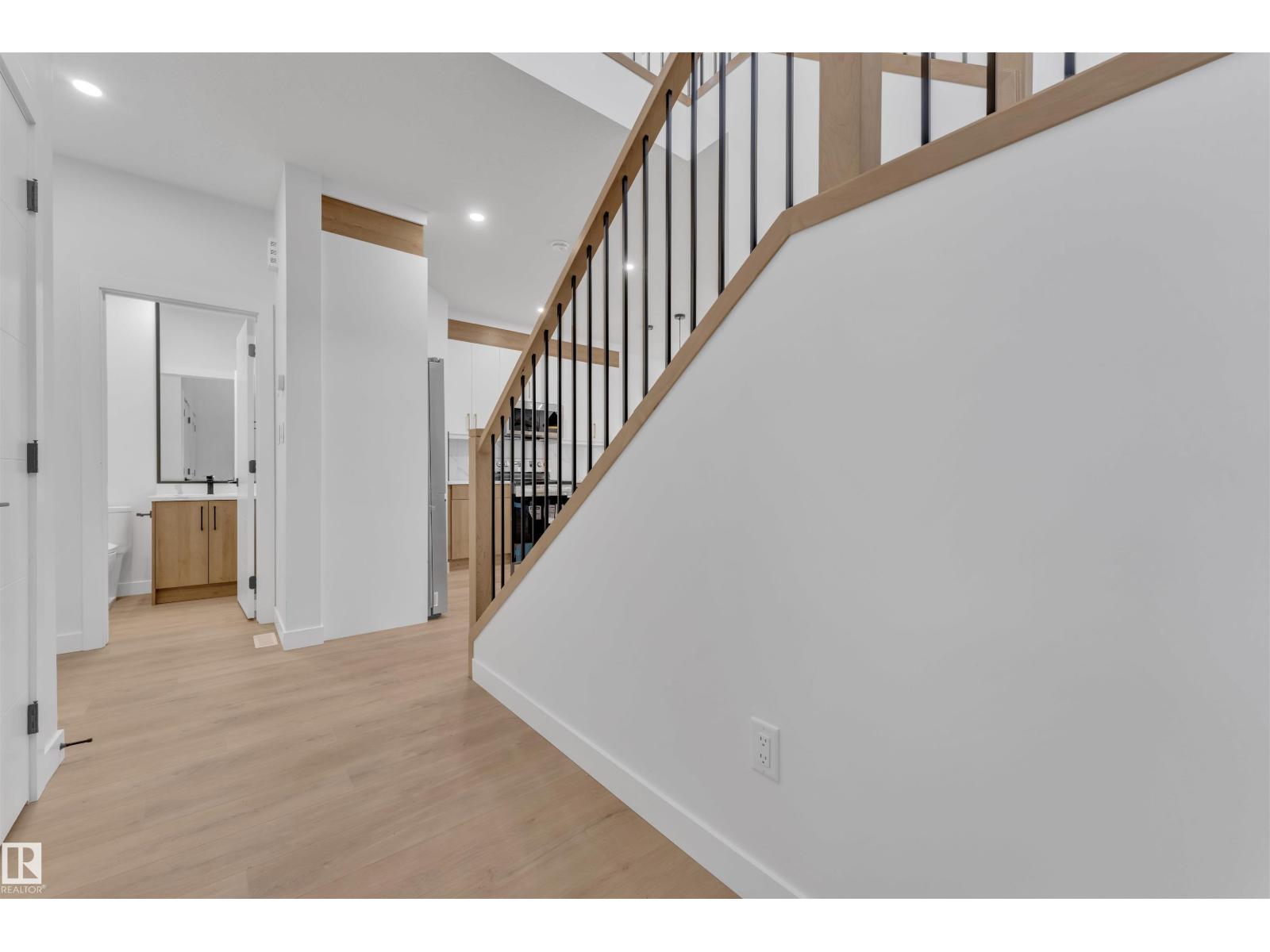 15423 20 ST NW, Edmonton