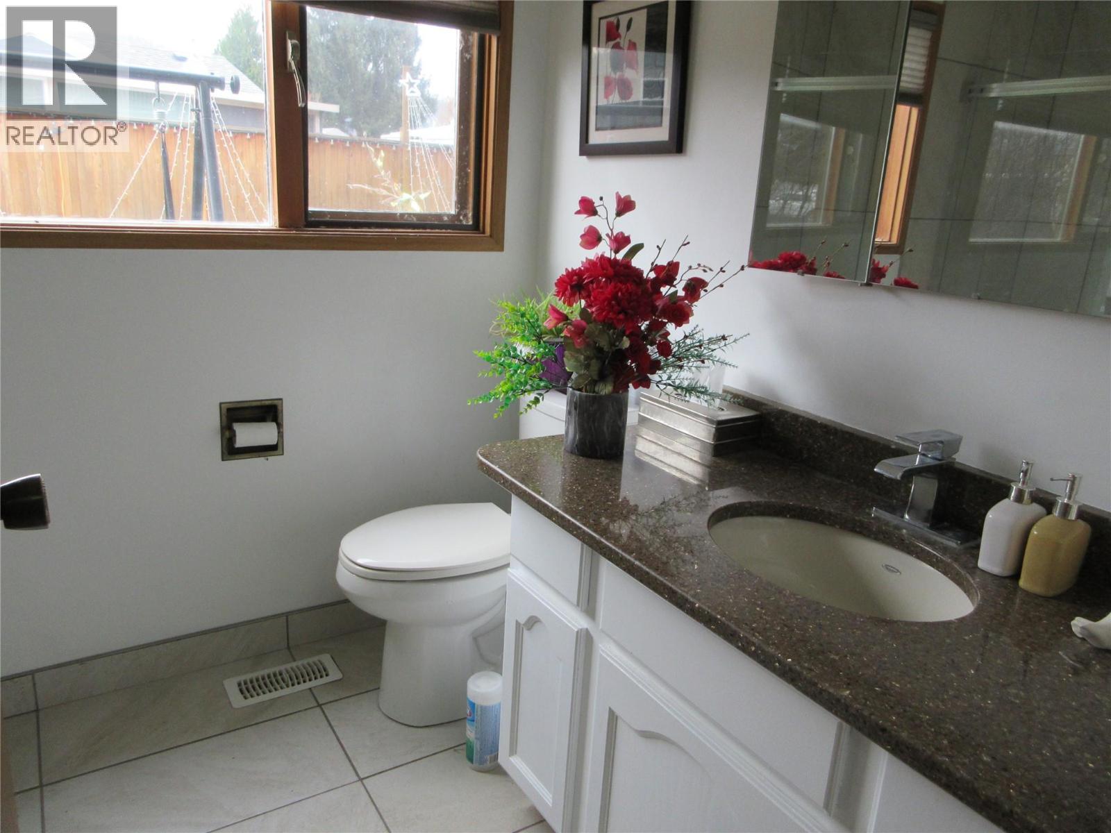 3402 415 Commonwealth Road, Kelowna