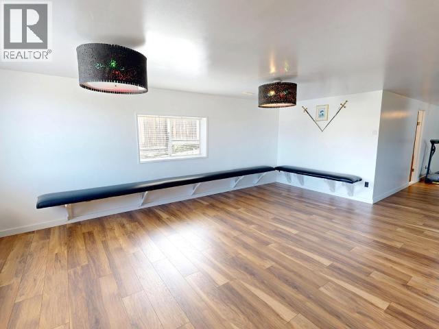 5756 WILLOW AVE, Powell River