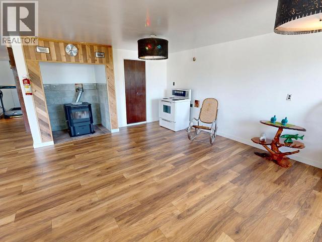 5756 WILLOW AVE, Powell River