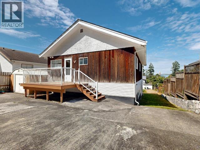 5756 WILLOW AVE, Powell River