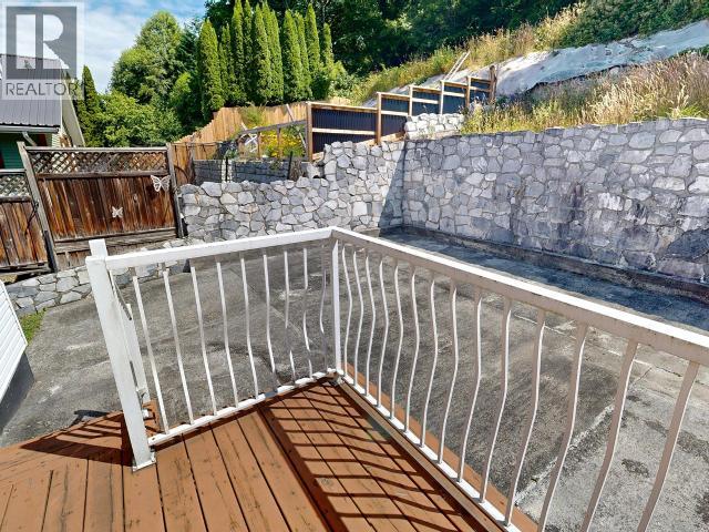 5756 WILLOW AVE, Powell River