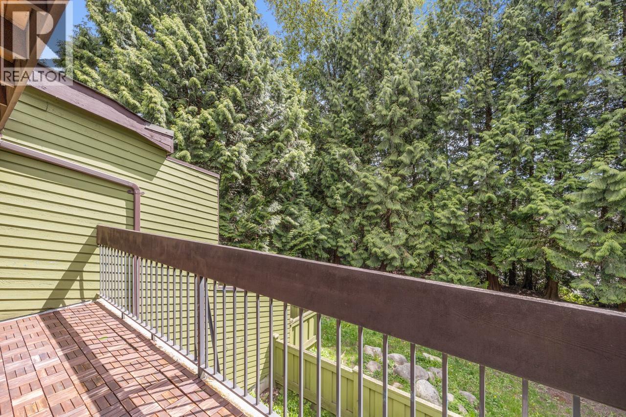 2686 KINGSFORD AVENUE, Burnaby