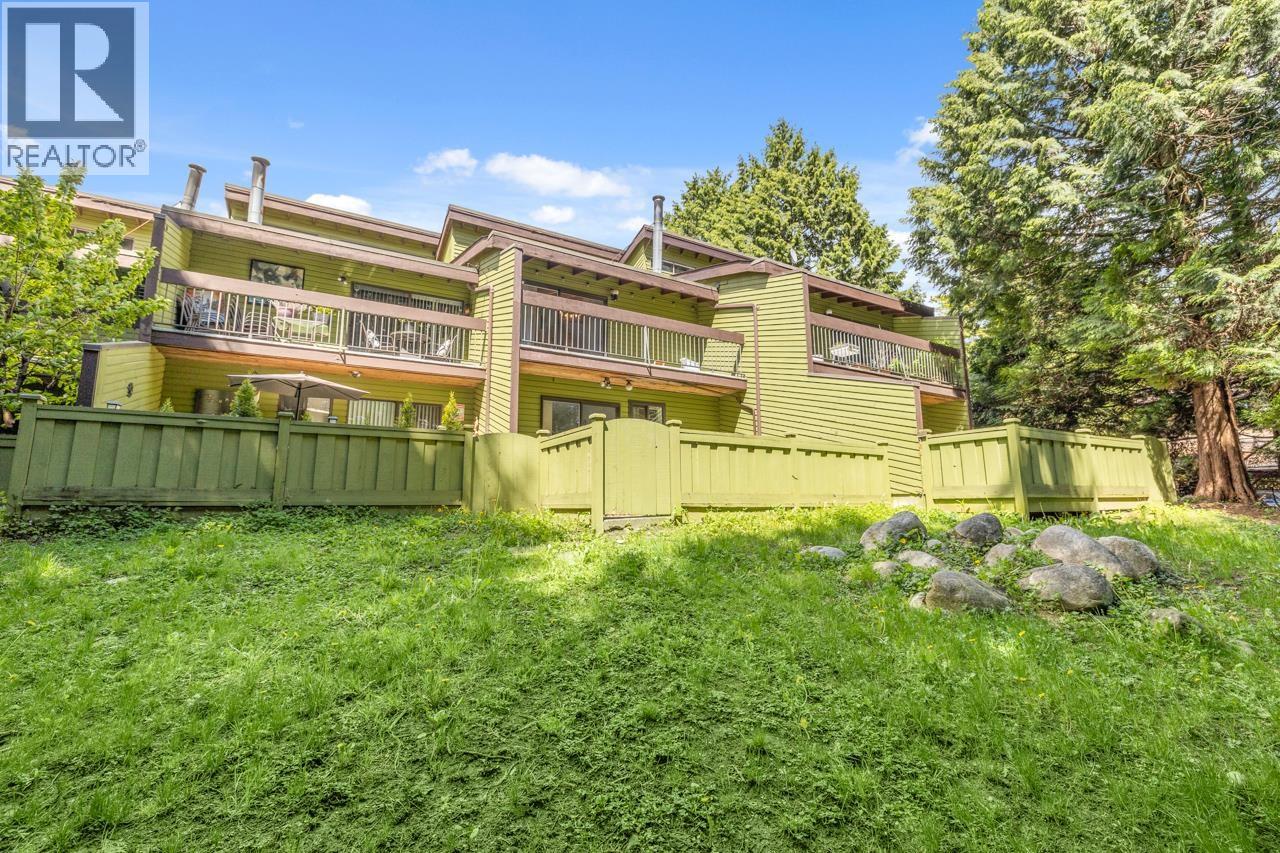 2686 KINGSFORD AVENUE, Burnaby