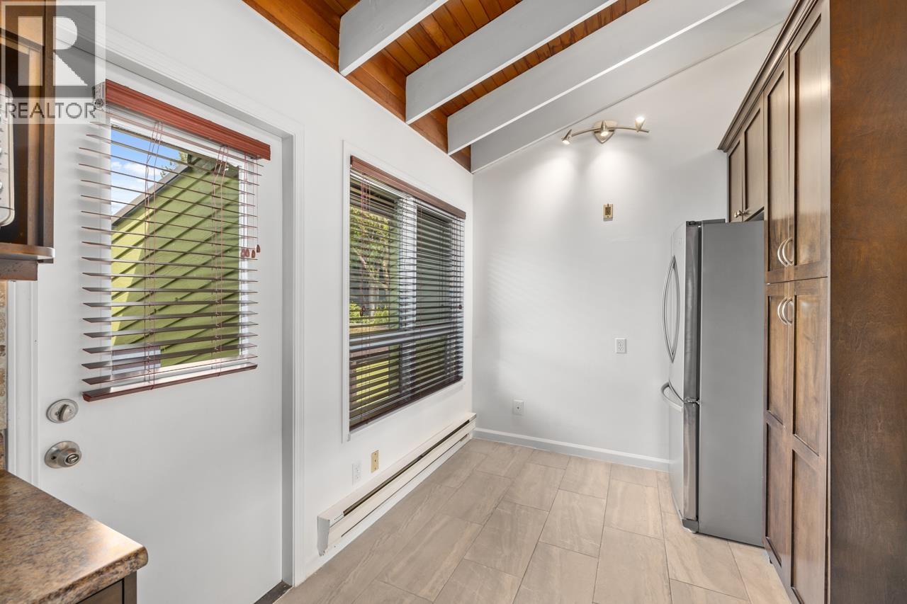 2686 KINGSFORD AVENUE, Burnaby