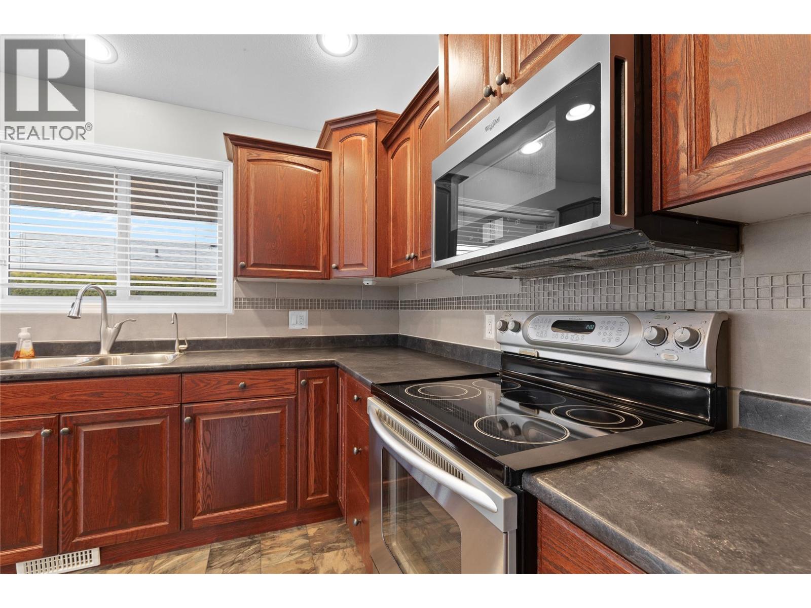 91 9510 Hwy 97N Other, Vernon