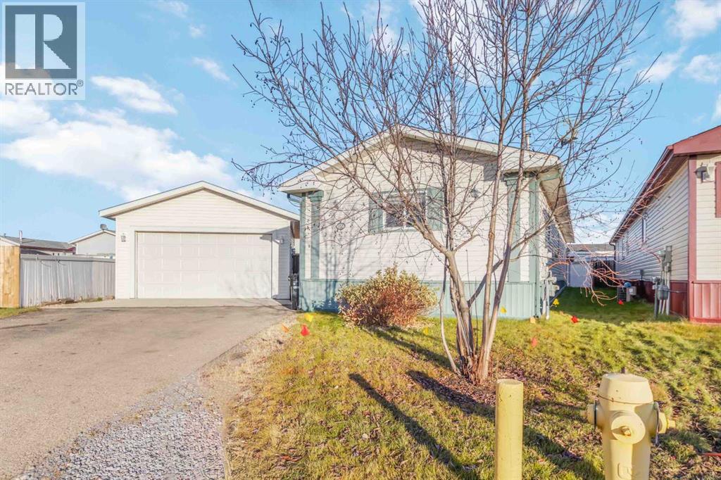 552 Mckinlay Crescent, Fort McMurray