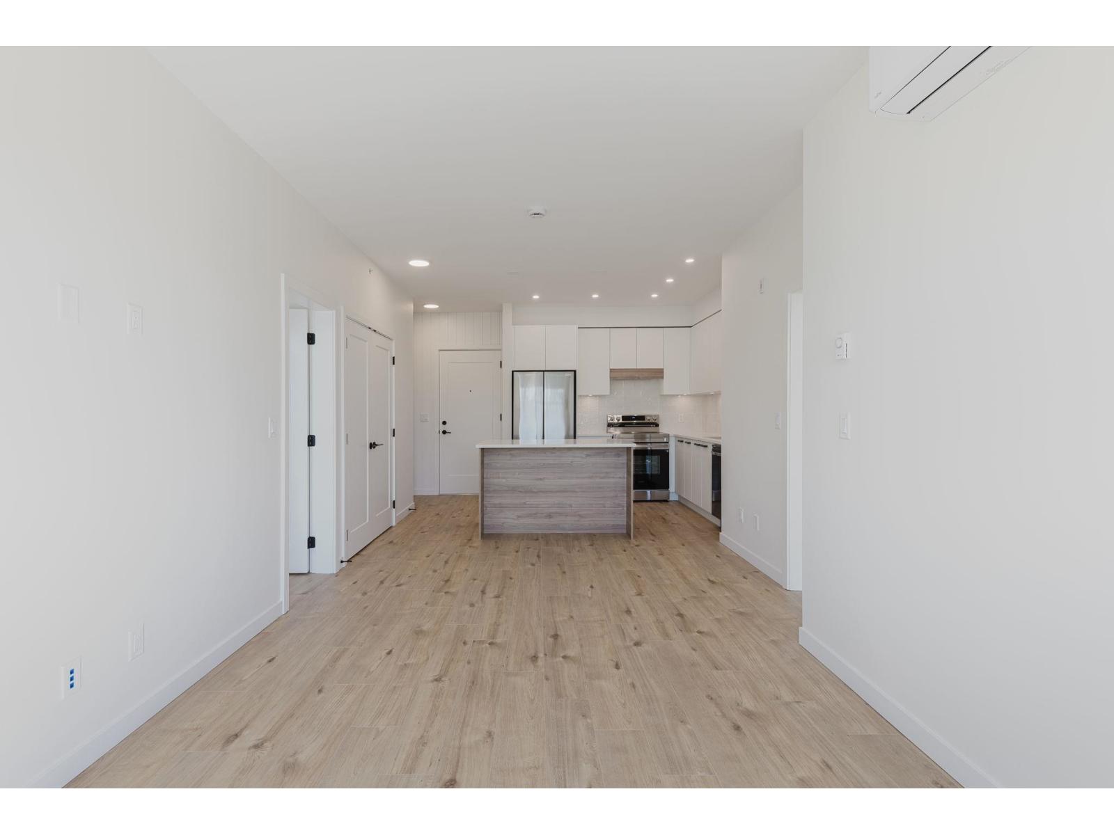 105 33920 BEST AVENUE, Mission