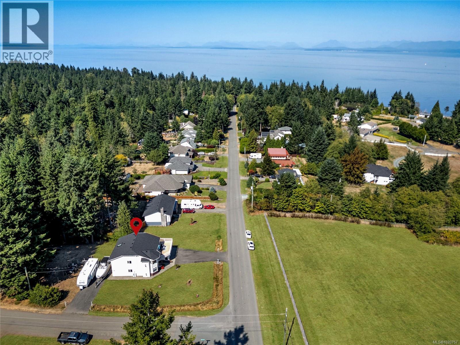 2207 June Rd - Photo 2 of 49, Courtenay, British Columbia