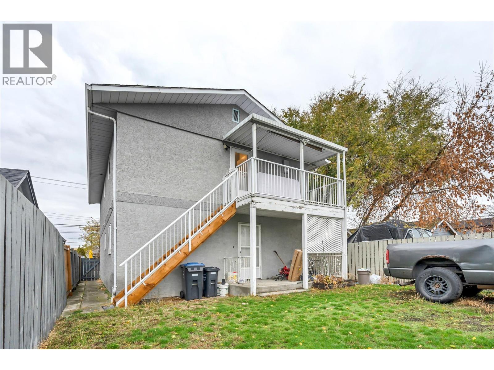 654 Wade Avenue W Unit# 101 & 201, Penticton