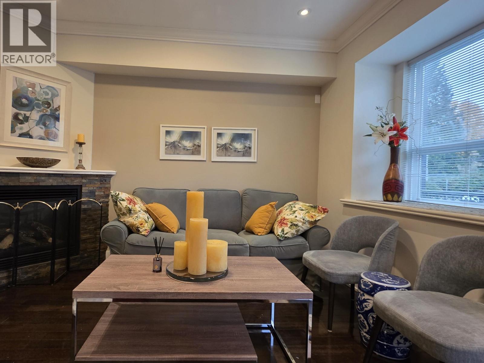 665 W 15TH STREET, North Vancouver