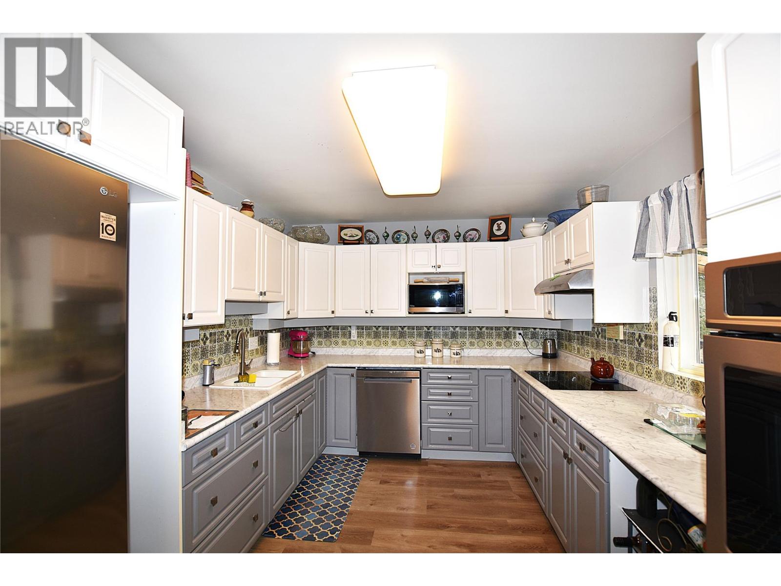 145 Falcon Avenue, Vernon