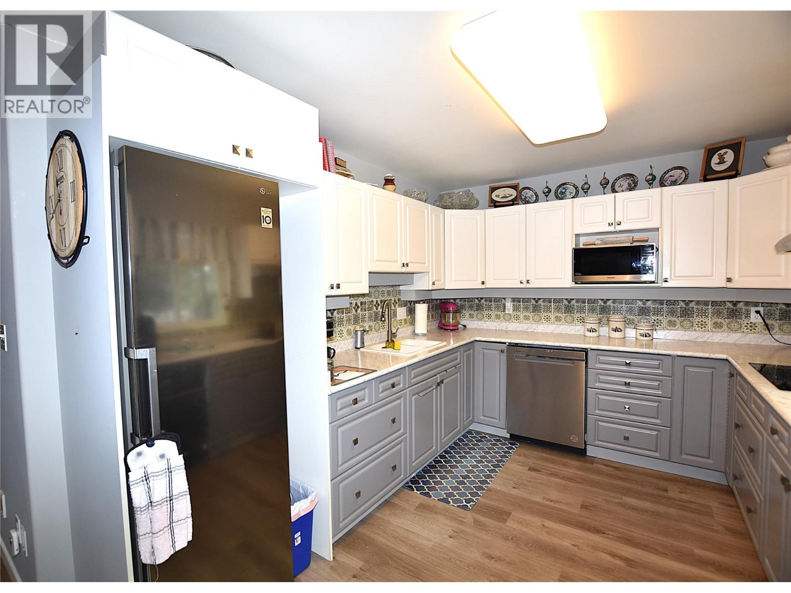 145 Falcon Avenue, Vernon