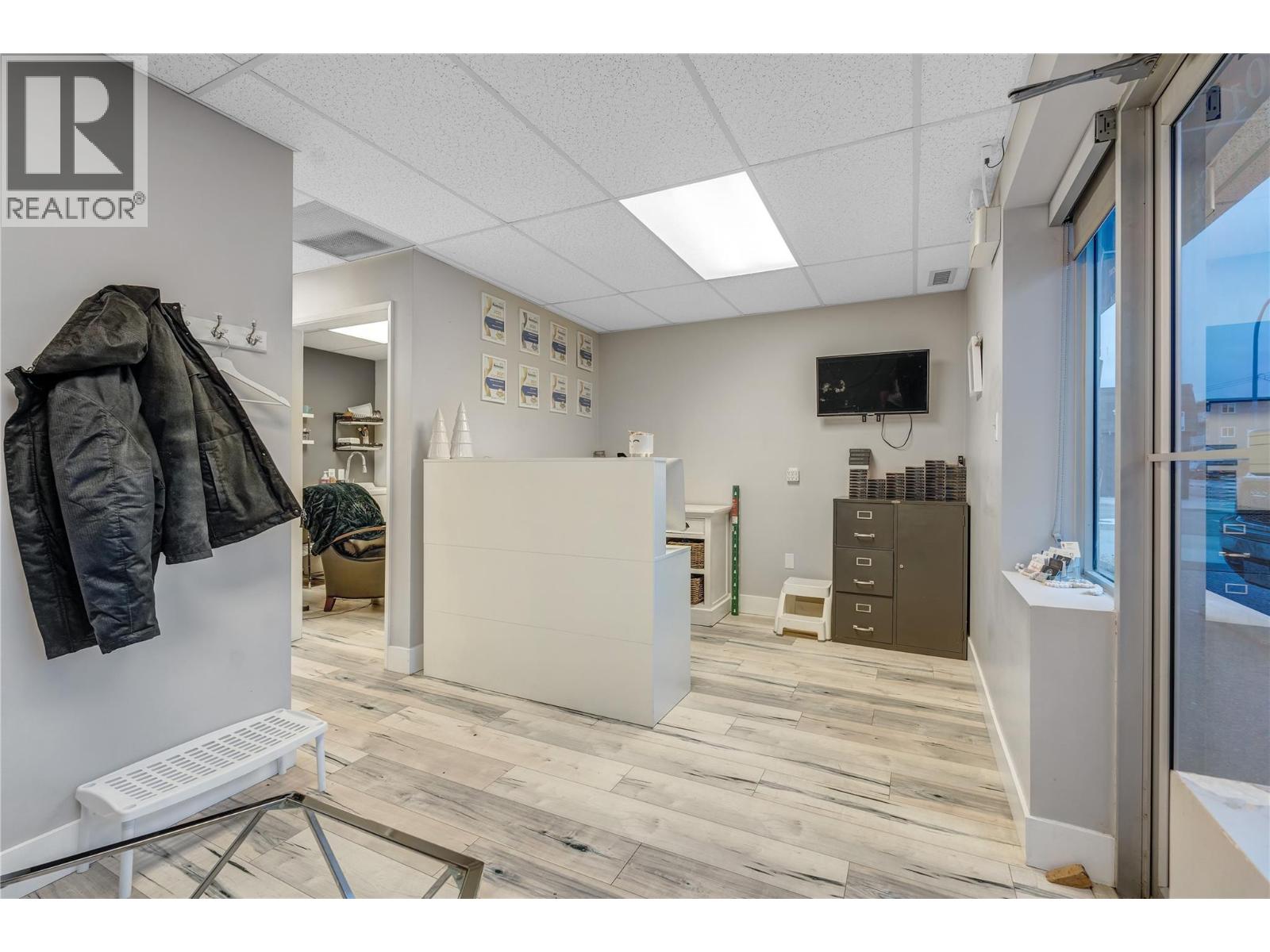  596 Martin Street, Penticton